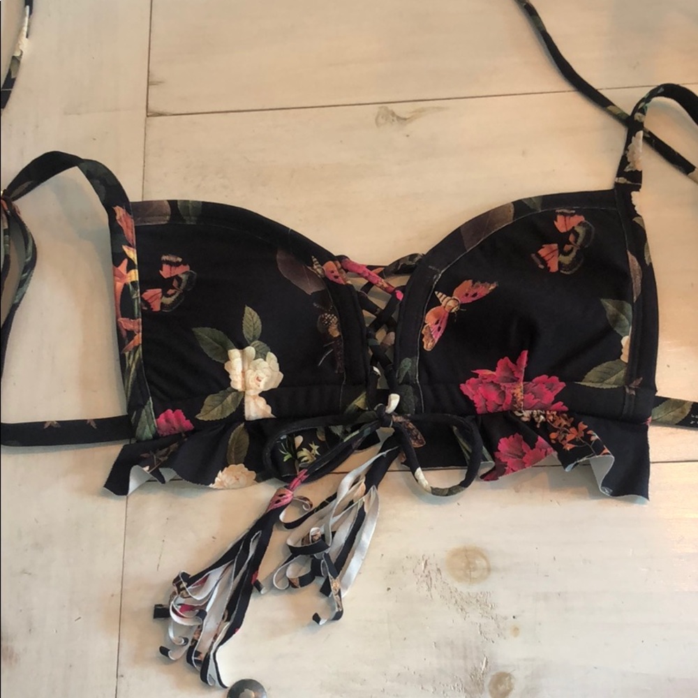 Montce Ruffle bikini top size M Emma Floral